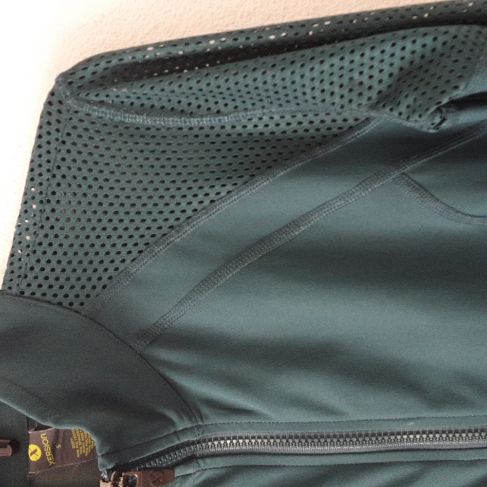 Xersion small workout jacket - Picture 4 of 9
